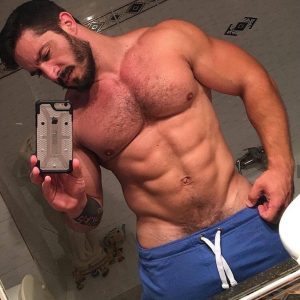 Romain - rencontre-Daddy-Aix-les-Bains