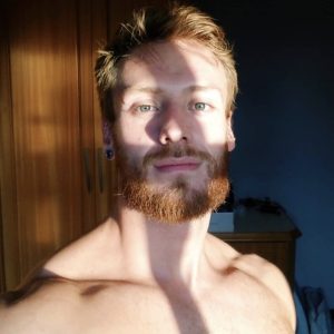 Besoin urgent de te démonter Romain - rencontre-Daddy-Alençon
