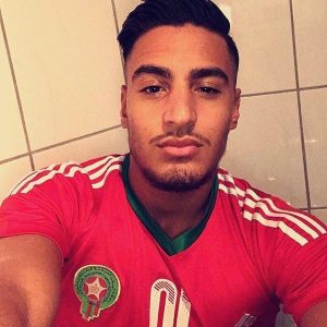 Je cherche une nana qui aime vivre à fond Romain - rencontre-Daddy-Alençon