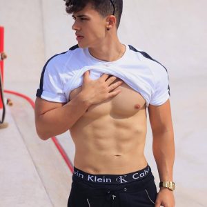 Romain - rencontre-Daddy-Angers