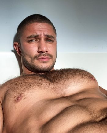 Un petit service à rendre ? rencontre-Daddy-Cagnes-sur-Mer