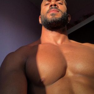 Envie de foutre le feu ce soir ! Édouard - rencontre-Daddy-Cagnes-sur-Mer