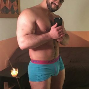 Kevin (42 ans) découvre le libertinage à Fréjus Kevin - rencontre-Daddy-Fréjus