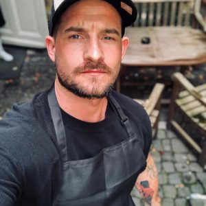Besoin d’un peu de chaleur Alexi - rencontre-Daddy-Melun