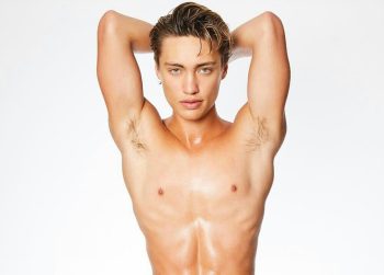 Je dors jamais seul en weekend rencontre-Gay-Anglet