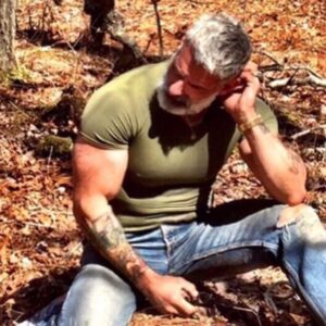 Senior gay torride Roubaix cherche mâle dominant Gérard - rencontre-Gay-Colombes