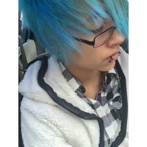 Yuto/20 ans – cherche un mec pour scénaros hard Yuto - rencontre-Gay-Dijon