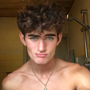 Thibault - rencontre-Gay-Lille