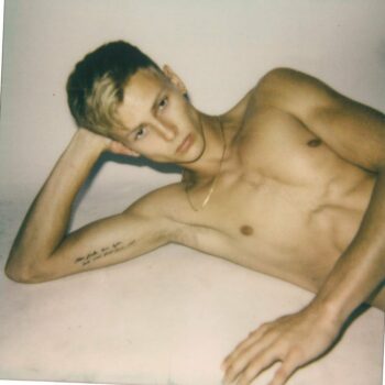 Trouve un complice pour moments coquins à Nantes rencontre-Gay-Nantes