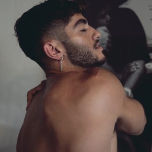 Pas de bisou dans le cou Solal - rencontre-Gay-Pantin