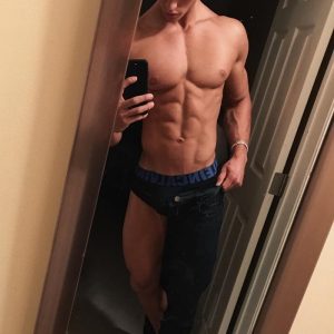 Léo - rencontre-Gay-Vichy