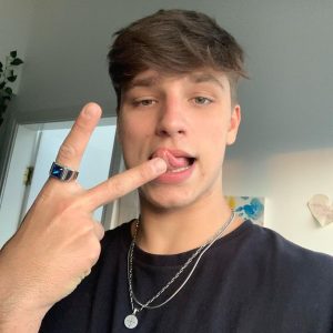 Noam - rencontre-Minet-Lorient