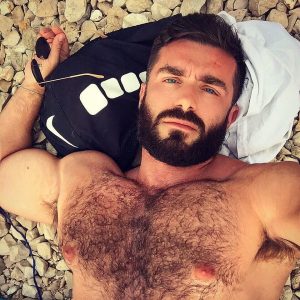 Yannis - rencontre-Naturiste-Boulogne-Billancourt