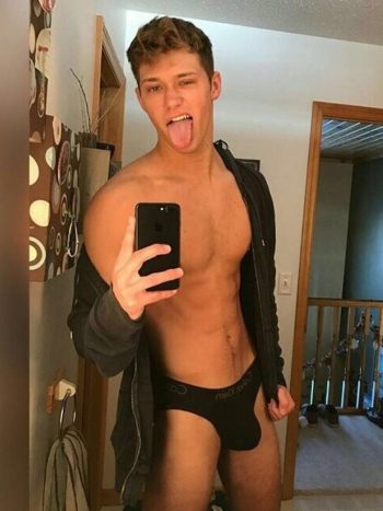 Envie d’une rencontre Blois intense au téléphone ce soir rencontre-gay-blois-VQ2x