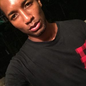 Adrien - rencontre-gay-la-roche-sur-yon-Vm5U