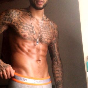 Evan - rencontre-gay-les-sables-dolonne-WGSf